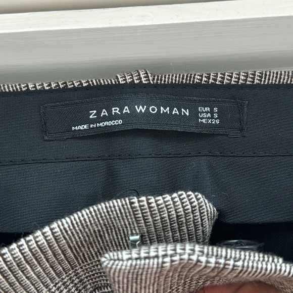 Zara Suit - Picture 5 of 7